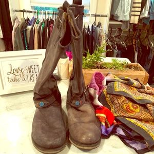 Steve Madden calf length cowboy boots 👢 💎💗